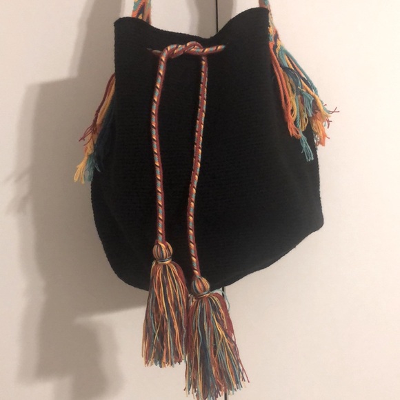 NWOT Authentic Wayuu Indians ethnic crochet mochila bag - Picture 1 of 11